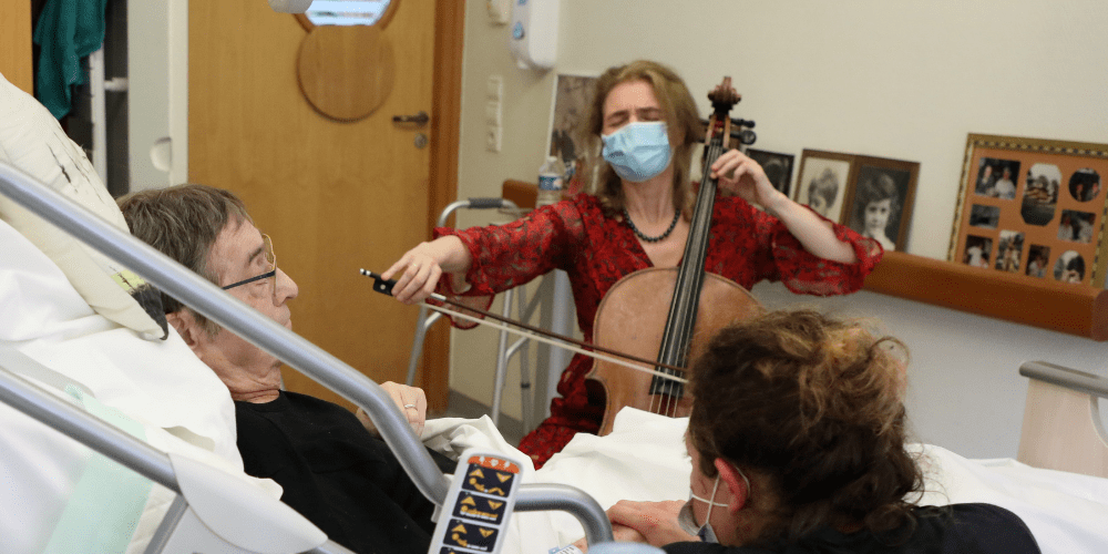 Meet the French concert cellist who plays for end-of-life patients