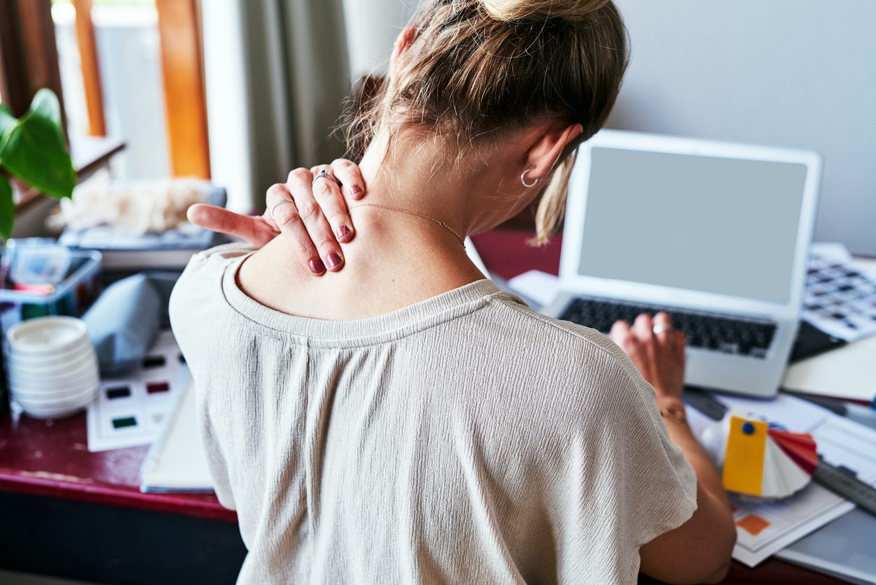 Are you suffering from ‘tech neck’? The new trends in health problems