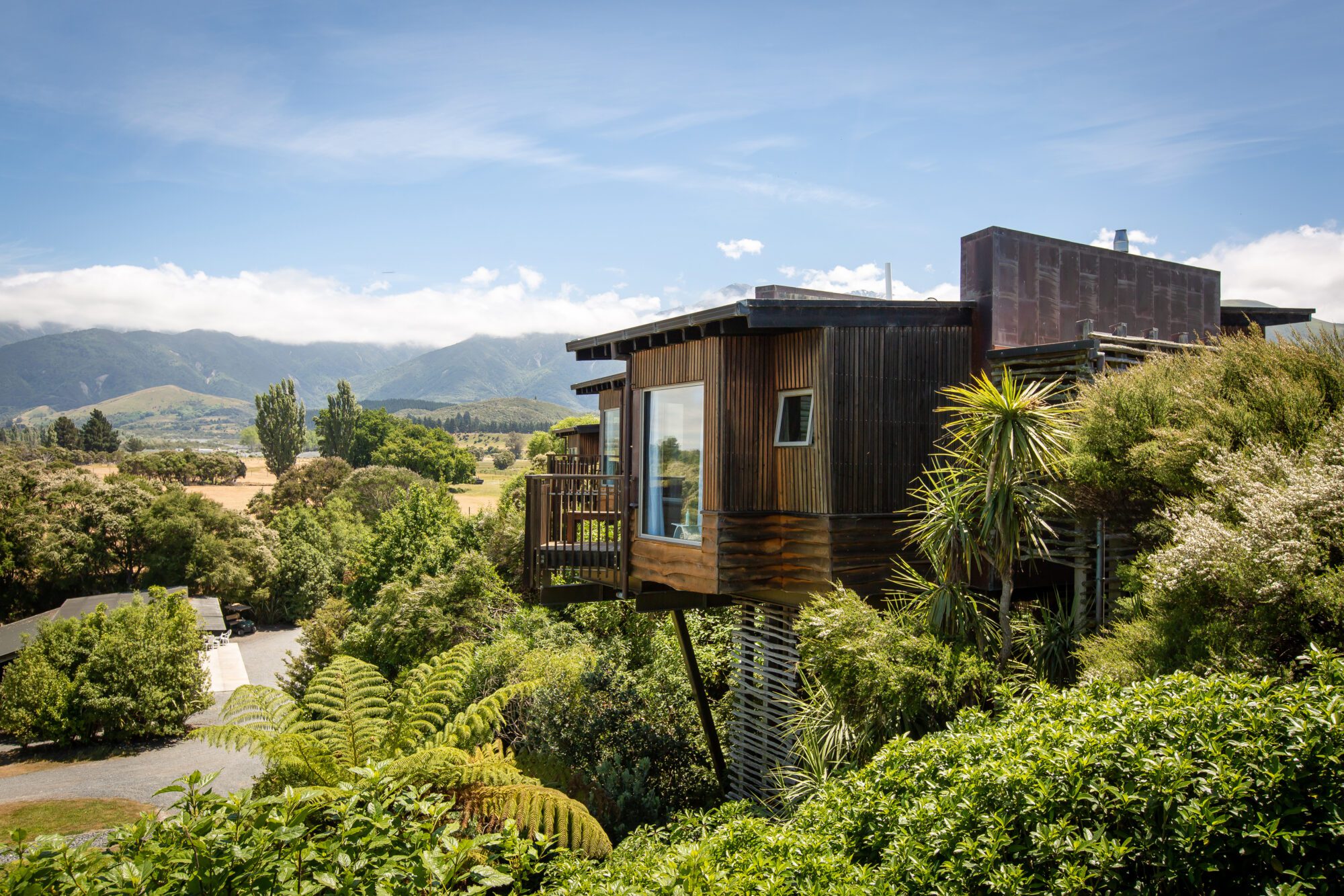 Hapuka Lodge and Tree Houses boutique accommodation in New Zealand