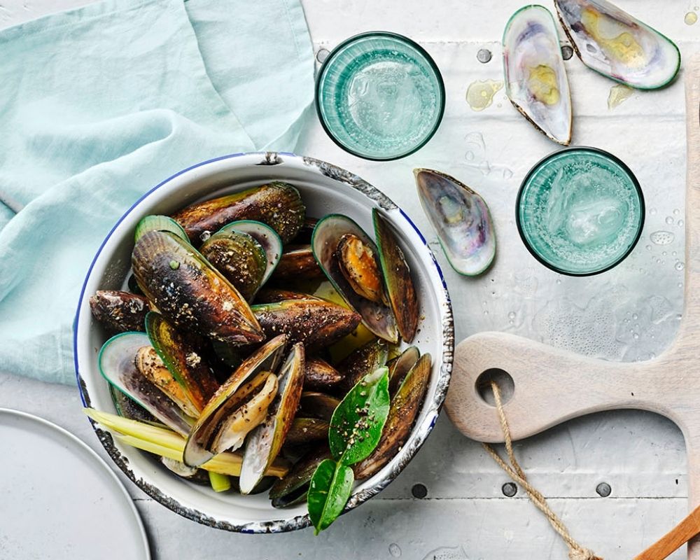 Super Easy BBQ Mussels with Lemongrass, Chilli & Coconut