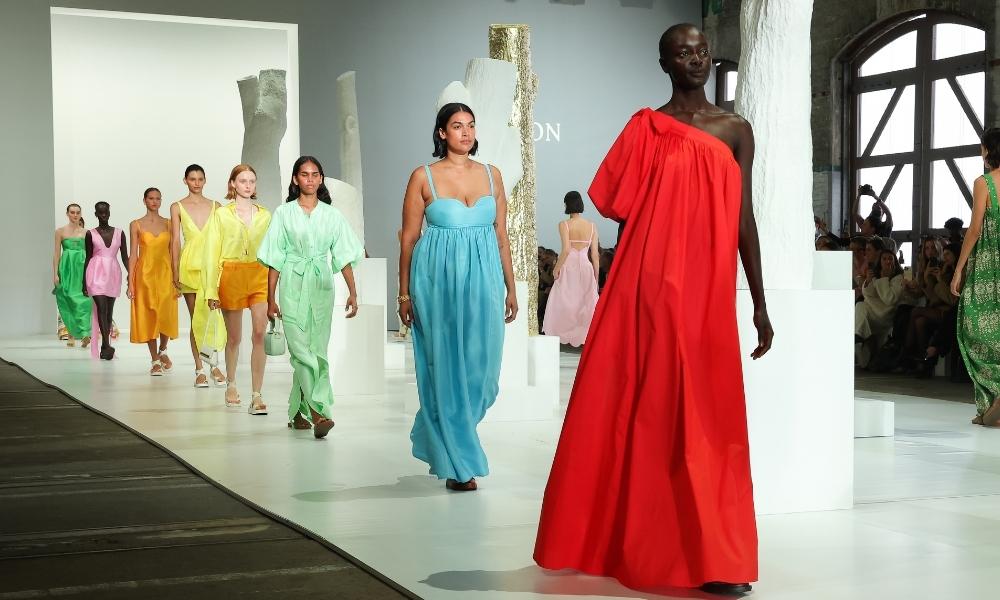 Oroton inspires dreams of a European summer holiday with Resort collection at AAFW