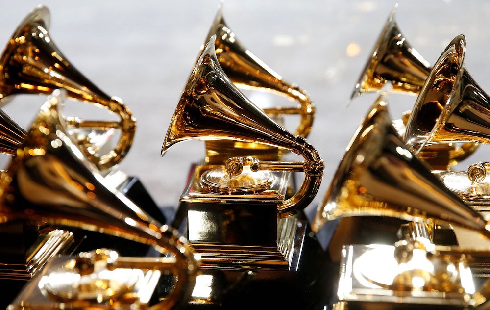 FILE PHOTO: 60th Annual Grammy Awards – Show – New York, U.S., 28/01/2018 – Grammy Awards trophies are displayed backstage during the pre-telecast. REUTERS/Carlo Allegri