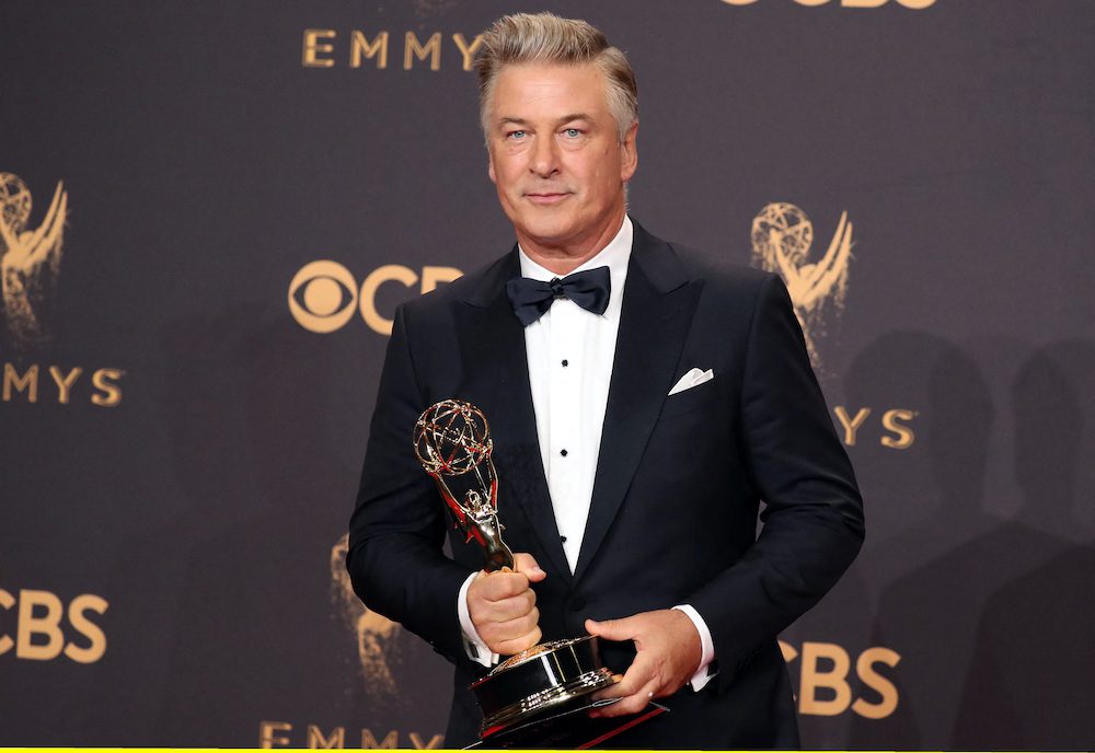 FILE PHOTO: 69th Primetime Emmy Awards – Photo Room – Los Angeles, California, U.S., 17/09/2017 - Alec Baldwin with his Emmy for Outstanding Supporting Actor in a Comedy Series for "Saturday Night Live". REUTERS/Lucy Nicholson/File Photo