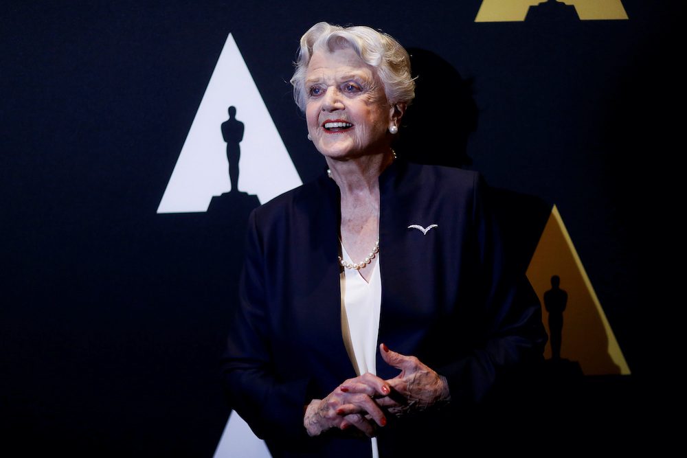 FILE PHOTO: Actress Angela Lansbury, who voiced the character of Mrs. Potts, poses as she arrives for the 25th anniversary celebration of "Beauty and the Beast" at the Academy of Motion Picture Arts and Sciences in Beverly Hills, U.S., May 9, 2016.   REUTERS/Mario Anzuoni/File Photo