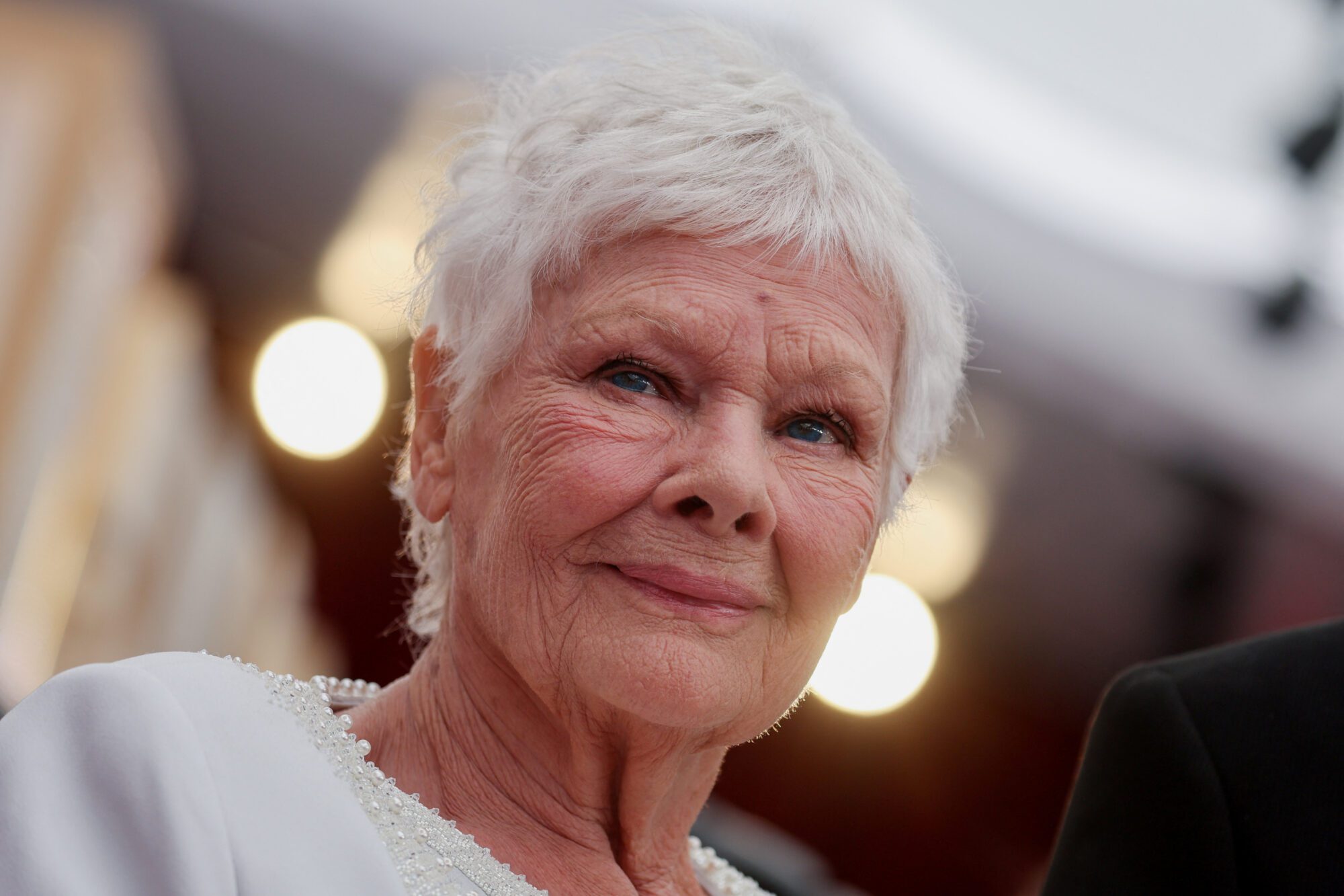 Dame Judi Dench refuses to retire despite not being able to read scripts