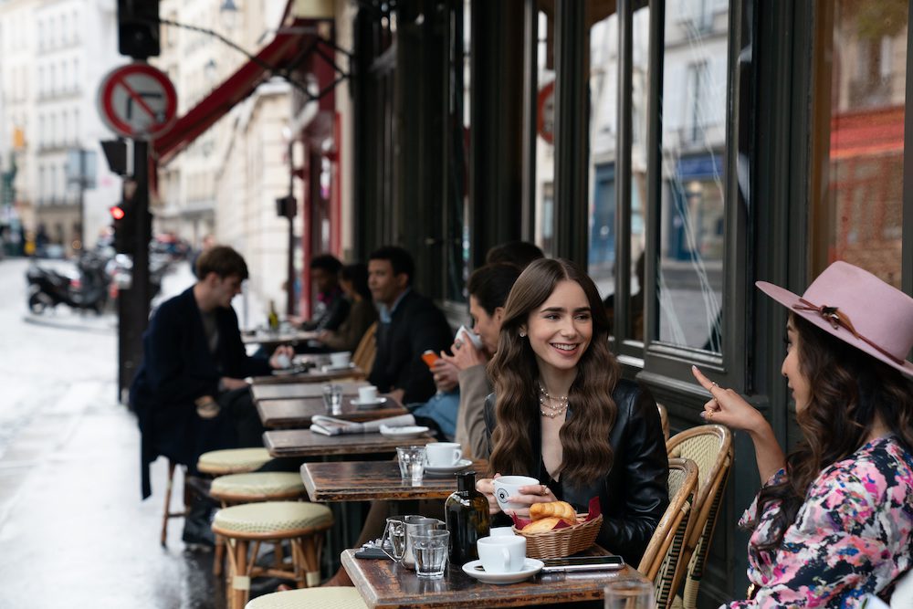 The Netflix hit series "Emily in Paris" is stuffed full of clichés. And fans adore it. Now they're being served up a cookbook of French cuisine classics just in time for the start of the third season.