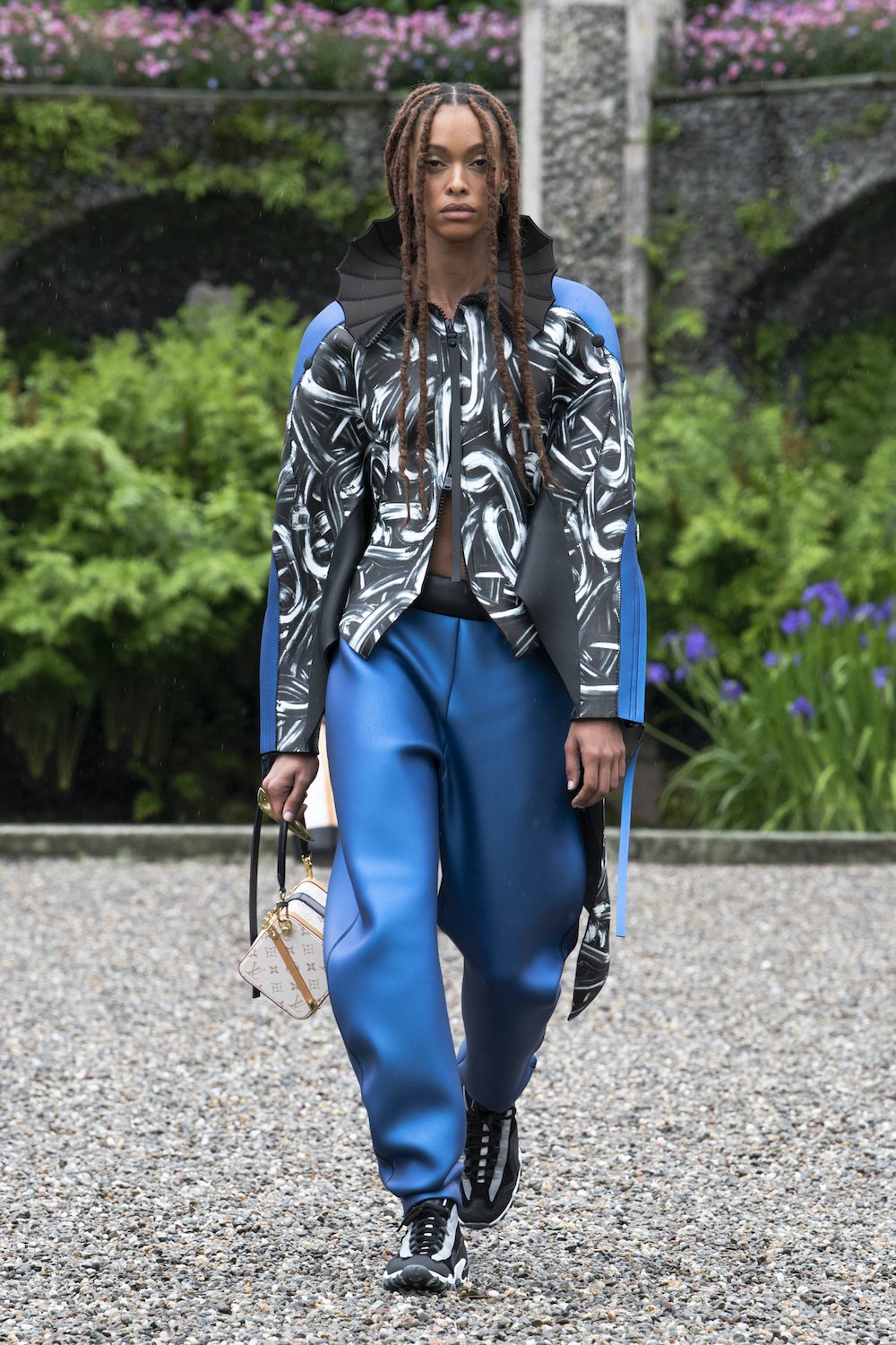 See the Celebrities at the Louis Vuitton Cruise 2023 Show
