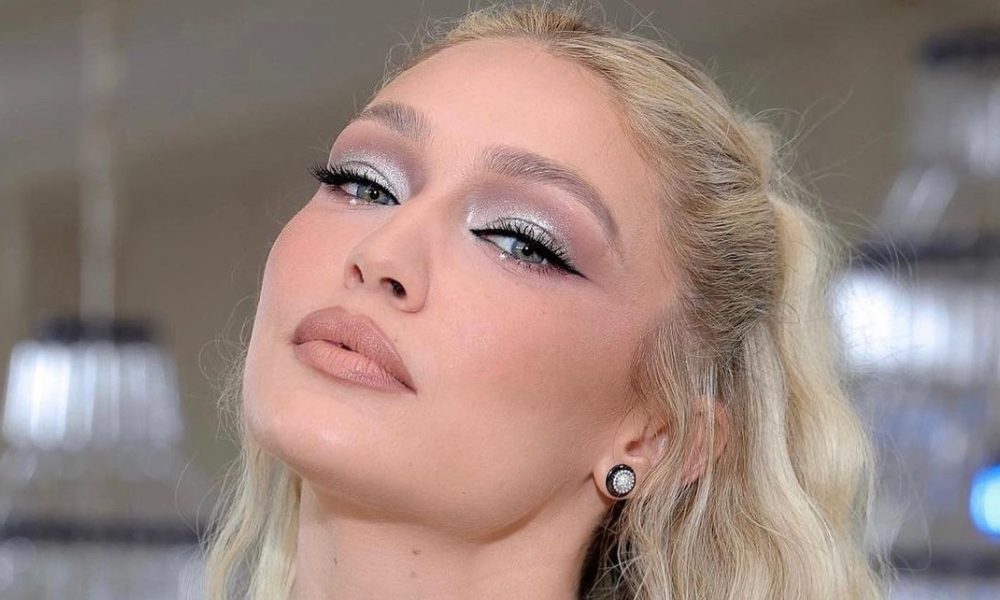 This easy red carpet makeup move is perfect for parties