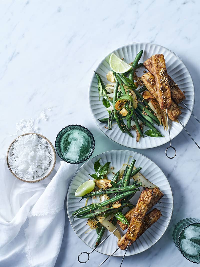 Green Bean Curry with Spiced Tempeh Skewers