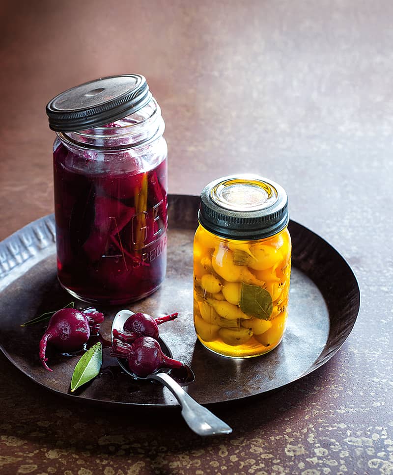 Sweet & Sour Pickled Beetroot