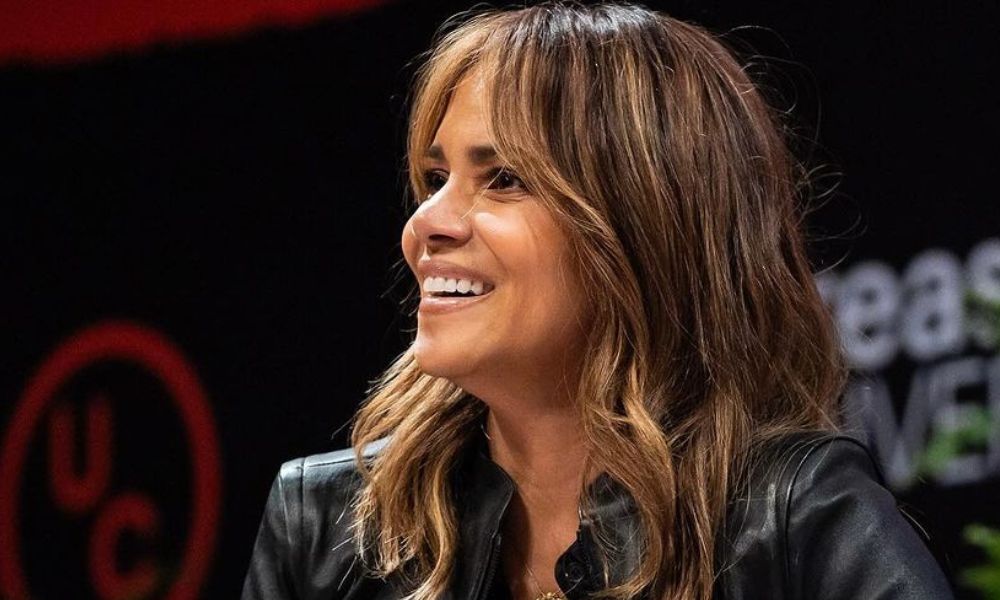 Halle Berry’s Doctor Misdiagnosed Perimenopause For Herpes [VIDEO]
