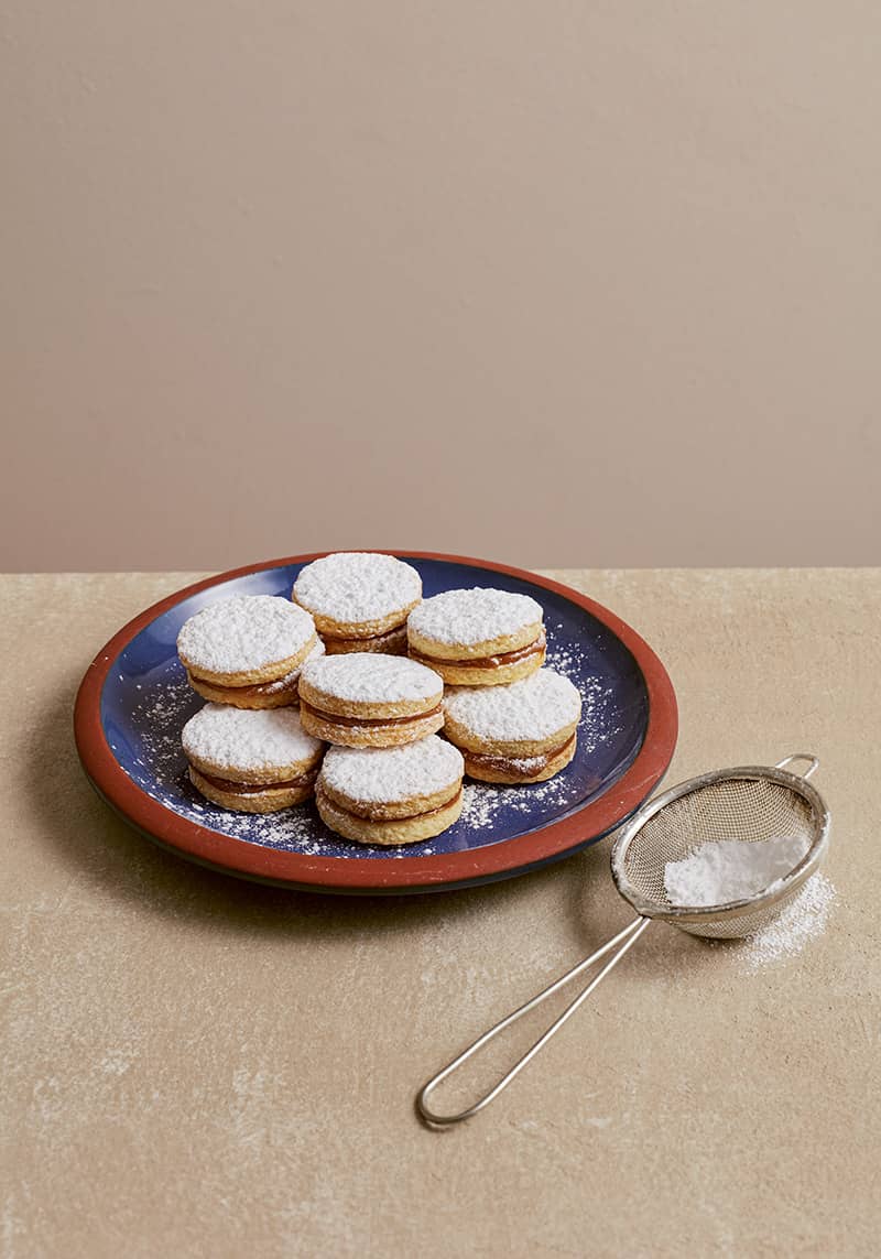 Dulce de Leche-Filled Butter Cookies