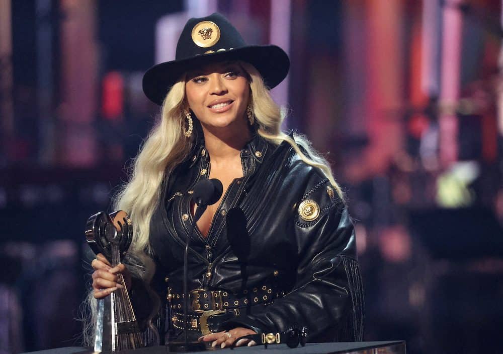 FILE PHOTO: Beyonce accepts the Innovator award during the iHeartRadio Music Awards at Dolby Theatre in Los Angeles, California, U.S., April 1, 2024. REUTERS/Mario Anzuoni/File Photo/File Photo