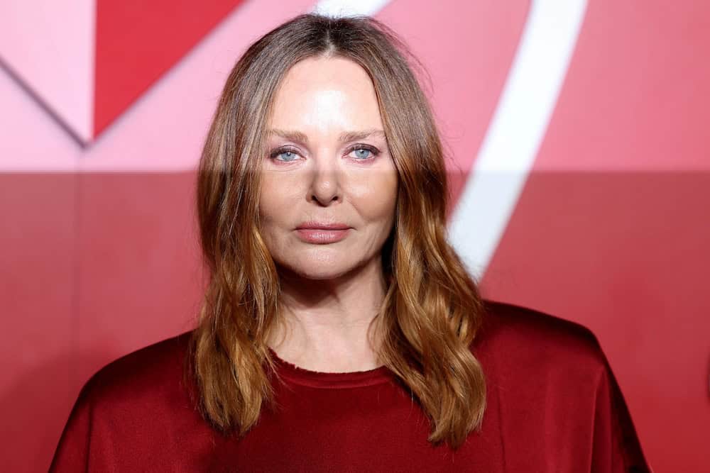FILE PHOTO: Stella McCartney poses on the red carpet of The Fashion Awards 2024 at the Royal Albert Hall in London, Britain, December 2, 2024. REUTERS/Hannah McKay/File Photo