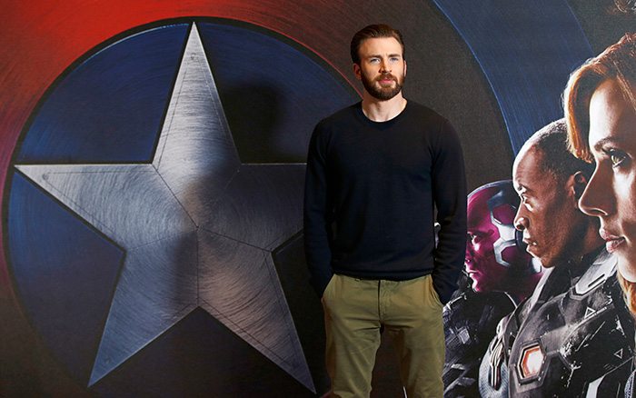 Actor Chris Evans, who plays "Captain America", poses for photographers at a media event ahead of the release of "Captain America: Civil War", in London, Britain April 25, 2016. REUTERS/Peter Nicholls