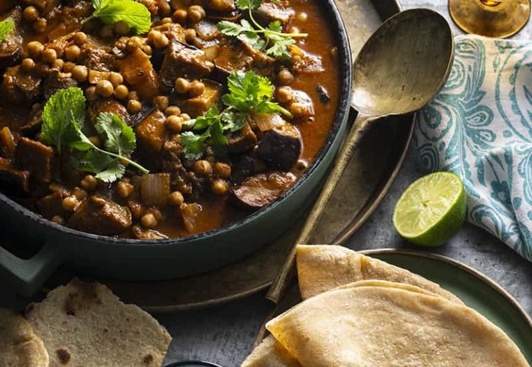 Rich Eggplant and Chickpea Curry with Wholemeal Roti -1