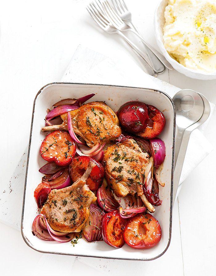 Pork Cutlets with Roasted Plums | MiNDFOOD Recipes