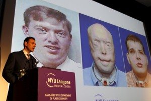 Dr. Eduardo D. Rodriguez holds news conference to announce successful face transplant operation at NYU Langone Medical Center in New York.   REUTERS/Mike Segar