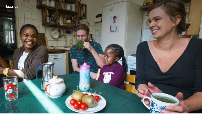 Airbnb service pairs European housemates with refugees in need