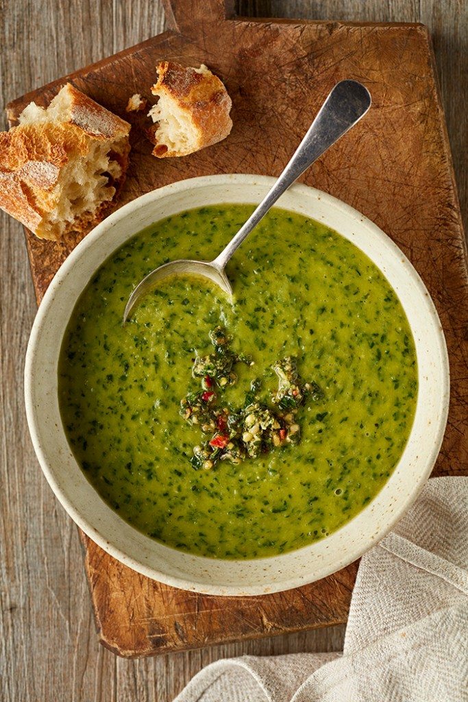 Spinach and Zucchini Soup with Mint Pinenut Pesto