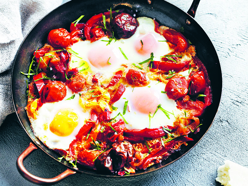 Baked Eggs with Capsicum and Tomatoes